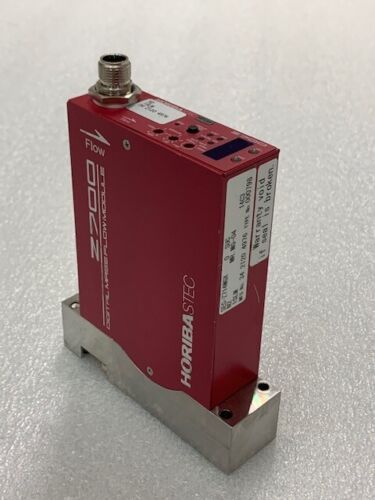 HORIBASTEC SEC-Z714MGX N2 MR. MG-04 1 SLM Digital Mass Flow Controller Used - Picture 4 of 12