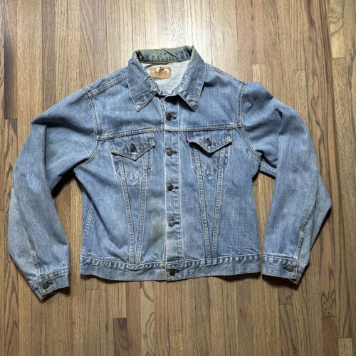 VINTAGE Levi's Denim Trucker Jean Jacket USA MADE Faded MEN’S SZ L DISTRESSED