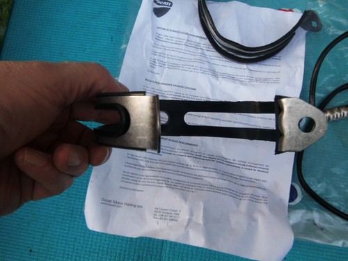 DUCATI STREETFIGHTER MONSTER ETC EXHAUST 02 SENSORS AND HANGERS - Picture 3 of 12