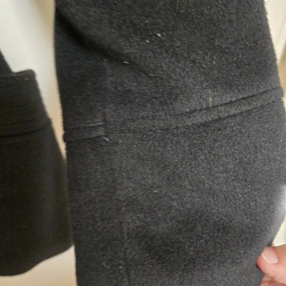 Steve Madden Abrigo Mujer Talla Mediana Negro Volantes Ribete Guisante Abrigo Tiene Algunos Foto 4 de 4