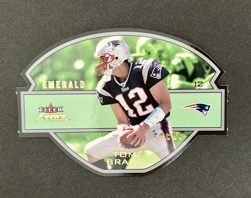 2003 Fleer Focus Tom Brady Emerald Die-Cut 384/500 SP Insert - Picture 1 of 2