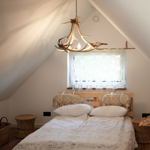 Modern White Antler Triangle Chandelier - Picture 6 of 13