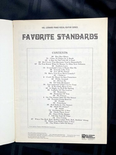 Favorite Standards, Piano/vocal/guitar music, Hal Leonard, 1954. - Picture 2 of 2