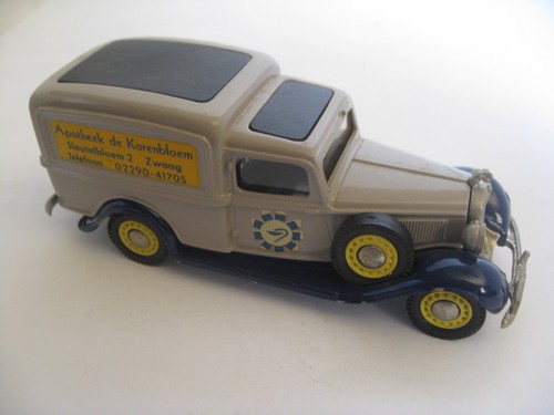 BROOKLIN COLLECTION 1/43 SCALE METAL 1938 DODGE VAN APOTHEEK de KORENBLOEM - Picture 2 of 14