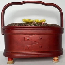 Wood Sewing Basket Notions Keepsake Box Treasure Hope Chest Vintage Granny Chic