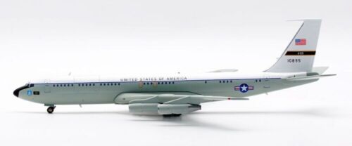 1:200 IF200 USA - Air Force Boeing EC-18D (B707) 81-0895 w/stand - Picture 4 of 11