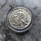 1935 WALKING LIBERTY SILVER HALF DOLLAR UNCIRCULATED