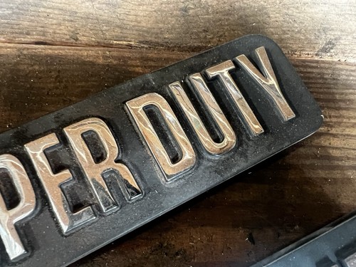 92-93-94-95-96-97  Ford F-Super Duty   Front Fender Emblem PAIR OEM - Bild 5 von 11