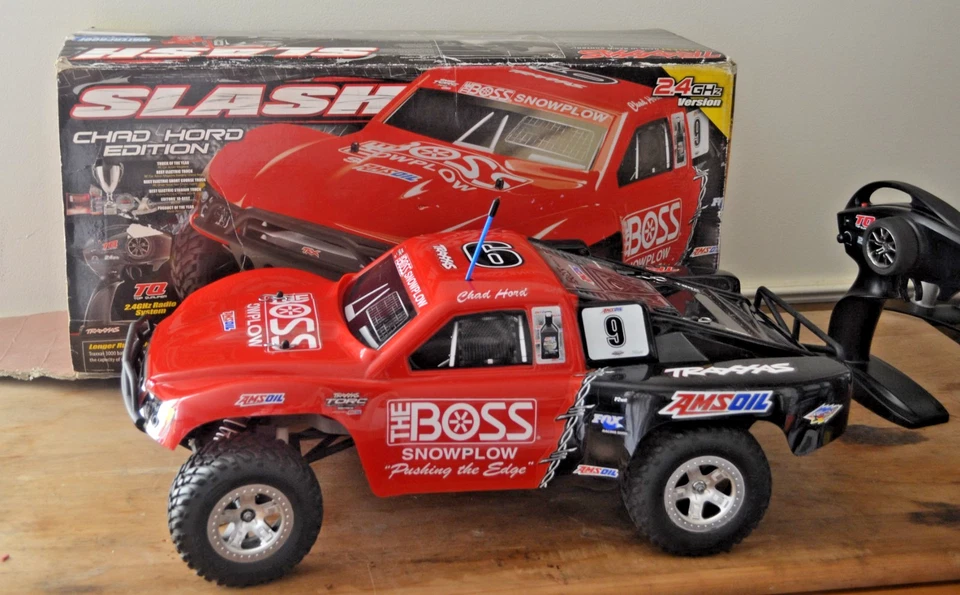 Traxxas Slash Chad Hord Edition with Transmitter Battery and Charger 1:10 2WD - Image 2 of 4