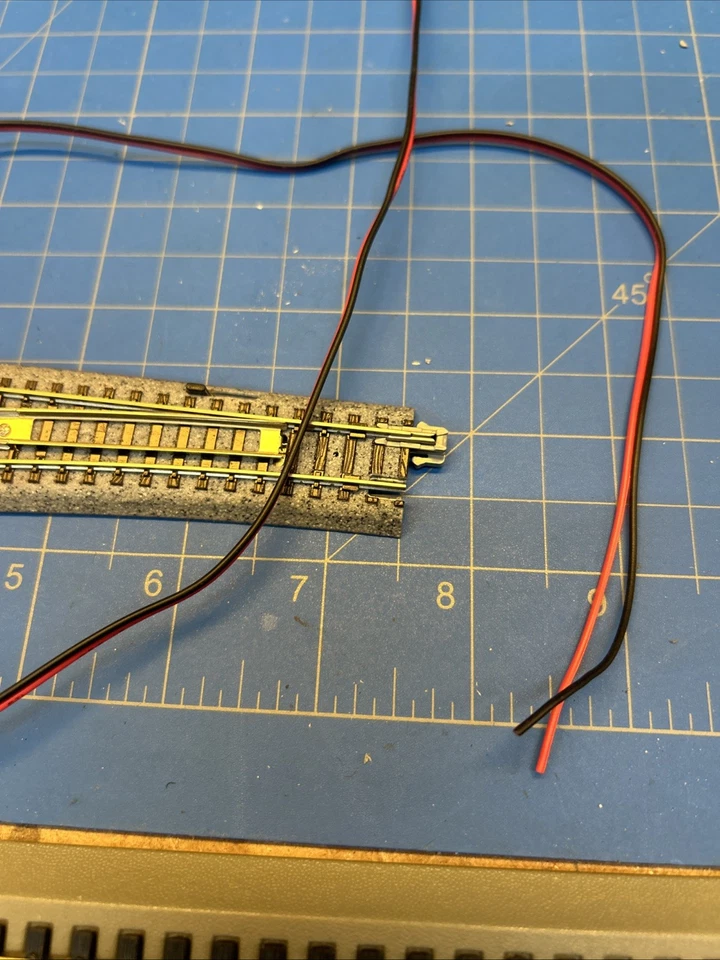 Lot of 4x N Scale - Kato Unitrack - EP-718-15L - Left Hand Turnout - Switch - Image 2 of 2