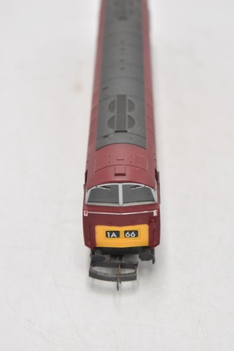 Lima OO Gauge Class 52 Diesel Locomotive D1016 Western Gladiator - Picture 13 of 24