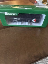 Bowser 42590 HO CP Rail Woodchip Hopper Car RTR #356026 LN/Box