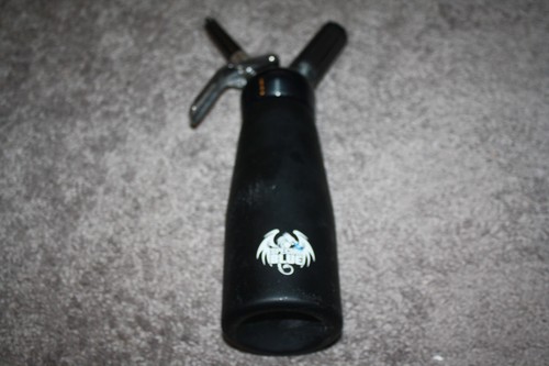 Batidor para hacer crema batida de postre azul especial 0,5 L (una pinta) - Imagen 1 de 6