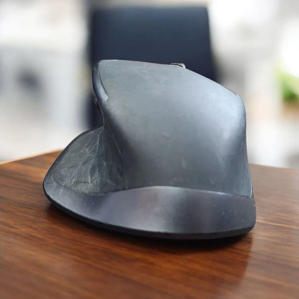 Logitech Logi MX Master 2S Wireless Computer Mouse Bluetooth Rechargeable - Image 2 of 4