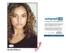 Davida Williams "Lizzie McGuire" AUTOGRAPH Signed Autographed 8x10 Photo ACOA