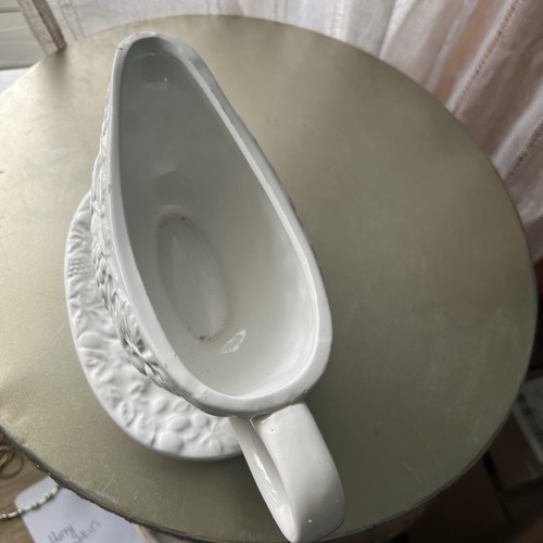 WCL - Gravy Boat - White - Attached Plate - Embossed Fruit Design - Picture 4 of 10