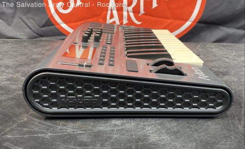 M-Audio Axiom 25 Gray White MIDI/USB 25 Keys System Keyboard Controller - Picture 10 of 12