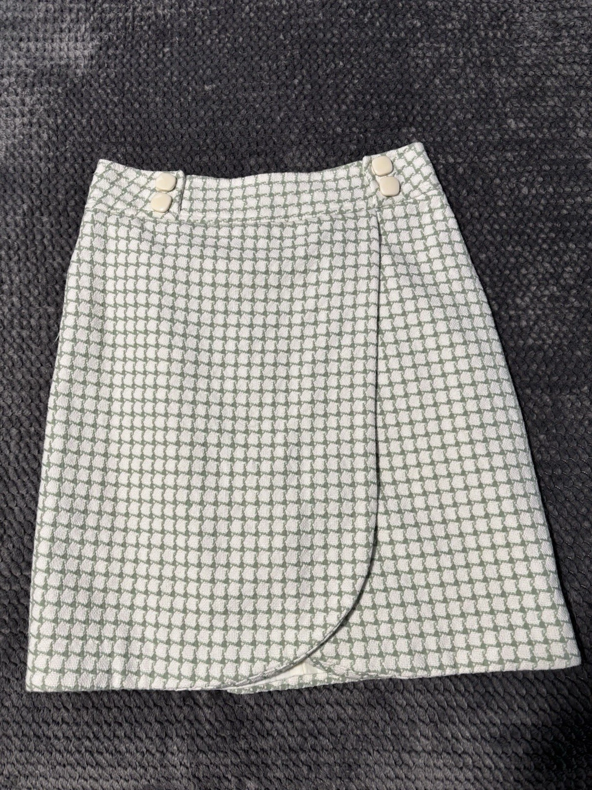 Chadwicks Green Tweed Career Faux Wrap Mini Skirt. Size 8