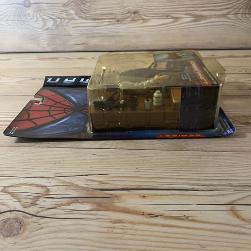 2001 ToyBiz Spider-Man J. Jonah Jameson mit Schreibtisch Pounding Action 6" Figur - Bild 13 von 22