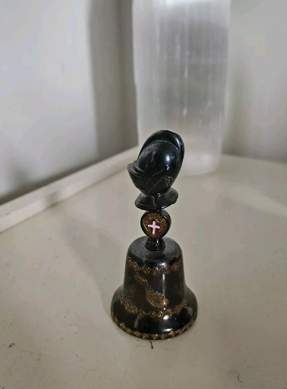 Picture 2 of 9