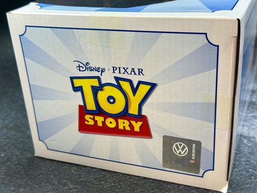 SHIPS FREE! Jada Disney Pixar TOY STORY Woody & Volkswagen 21 Window T1 VW Bus - Picture 14 of 15