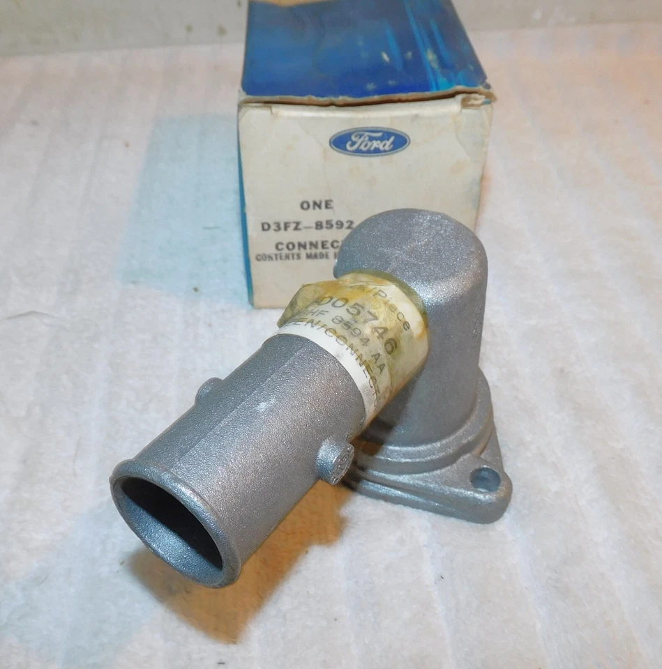 Ford Pinto Bobcat 1973 1974 NOS 2.0 carcasa termostato conector de salida de agua Foto 3 de 4