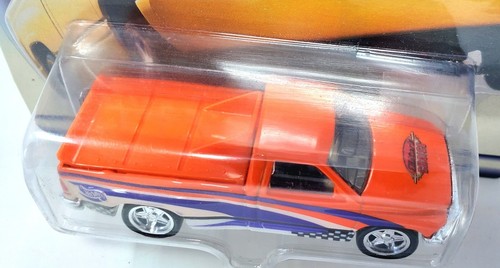 Vintage NRFB 2000 Hot Wheels Editor's Choice Dodge Ram 1500 1/64 Scale Orange - Picture 3 of 12