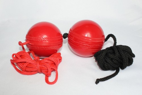2 x Cricket Hanging Ball with Reaction String Soft and Hard Ball Each NEW - Picture 2 of 3