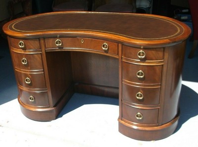 Sligh Kidney Shaped Mahogany Desk Ebay