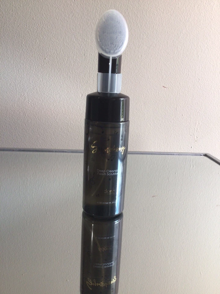 ADORE COSMETICS SERIE SYMPHONY - LIMPIADOR DE ESPUMA DE LIMPIEZA PROFUNDA NUEVO  Foto 2 de 3