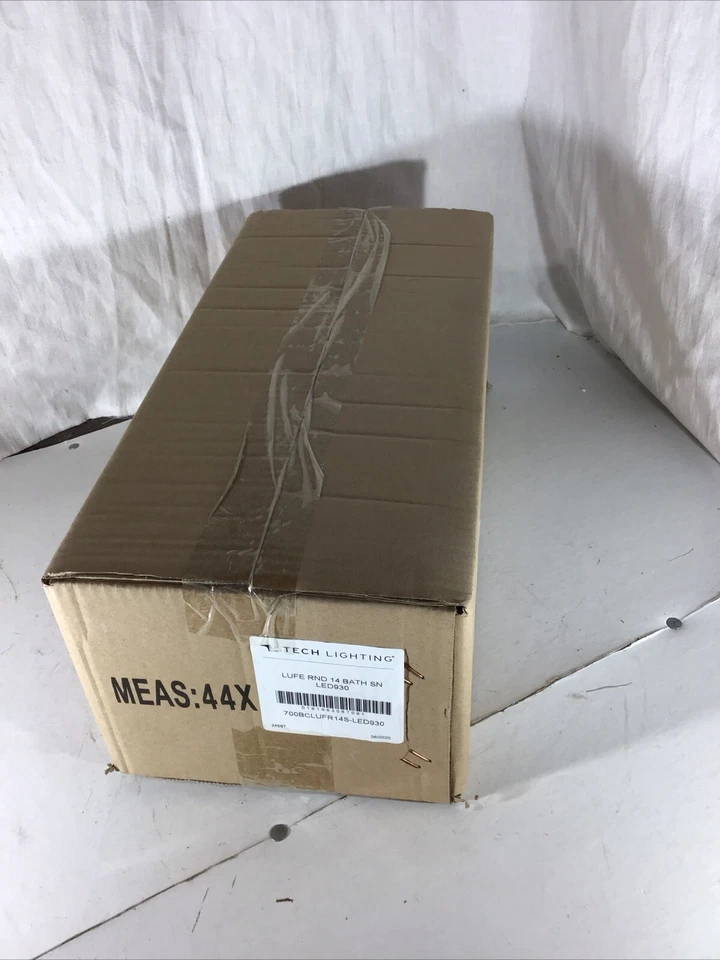 Tech Lighting LUFE RND 14” Bath SN LED90 Wall Sconce Satin Nickel - Image 3 of 4