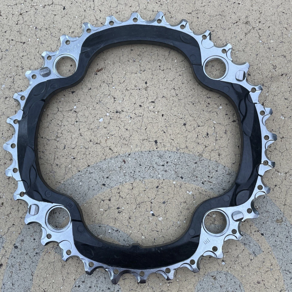 Shimano SG-X M9 Chainring 32T 3x9 Speed 4-Bolt 104mm BCD MTB - Image 2 of 3