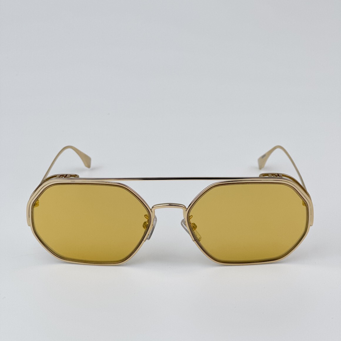 【送料&関税込】Fendi Fe5116us030 - Yellow Fendi Women Sunglasses Gold Yellow Mirror Geometric FE40039U