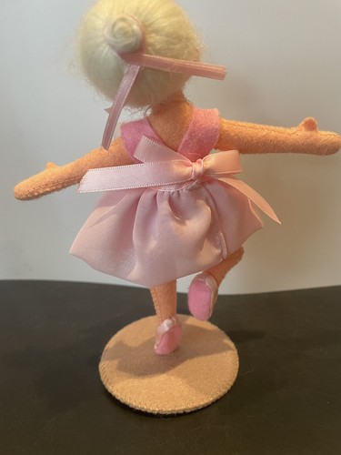 Annalee Mobiltee Dolls Ballerina 2007 - Picture 4 of 6