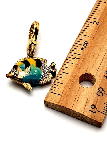 Juicy Couture Butterfly Fish - Gold Tone, Enamel & Pave Crystal Charm - Picture 4 of 6