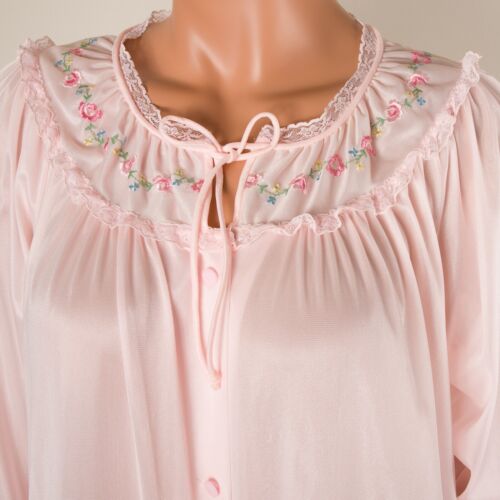 💖 Vintage 1960s SEARS Peignoir Robe Pink Long Sleeve Embroidered S 32/34 NWT - Picture 4 of 13