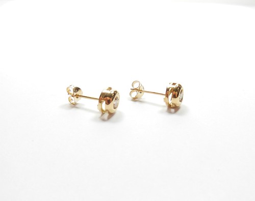 DIAMOND SOLITAIRE ROUND STUD EARRINGS 18 carat gold 0.26 carats - Picture 3 of 5