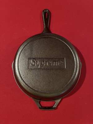 調理器具 Supreme Lodge 10&quot; Cast Iron Skillet Spring/Summer 2022 Preview – Supreme