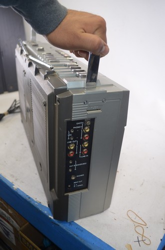Registratore a cassette radio stereo JVC vintage BOOMBOX RC-M70W - per ricambi o riparazioni - Foto 12 di 14