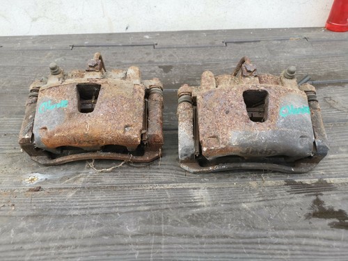 JEEP GRAND CHEROKEE PAIR REAR BRAKE CALIPERS 2005-ON - Picture 2 of 5