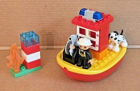 Lego Duplo 10591 Fire Boat COMPLETE SET w/ Dog, Firefighter,  Flame, Hose + Reel