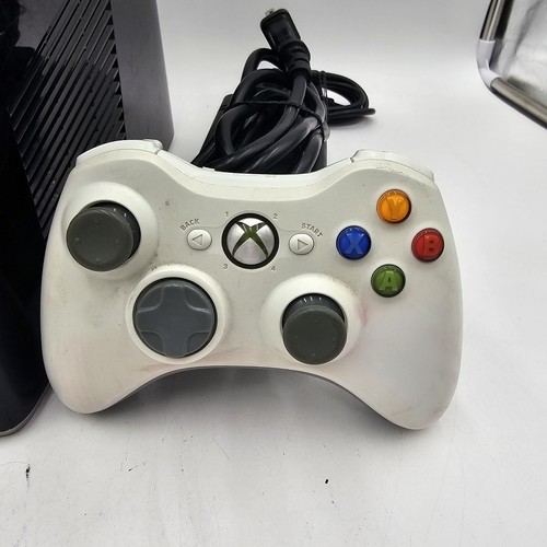 Xbox 360 S Slim Console 1439 250GB Bundle w/ Kinect Controller & 2 Games Tested - Picture 7 of 22
