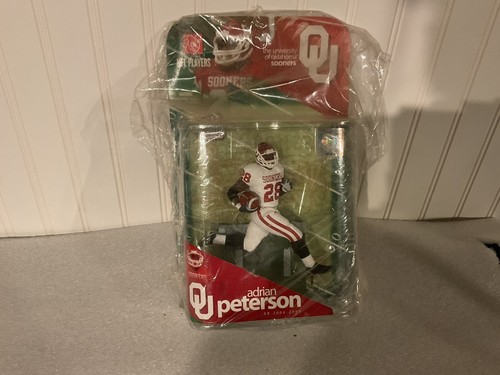 Mcfarlane College - ADRIAN PETERSON - Oklahoma Sooners VARIANT! - Picture 2 of 3