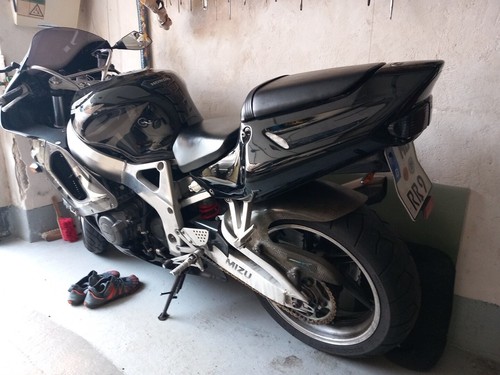 Honda CBR 900 RR SC 33, Fireblade, 128 PS , TÜV NEU - Bild 1 von 3