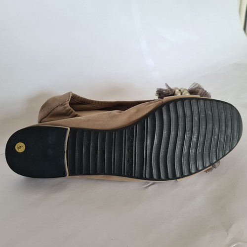 Kennel & Schmenger Stone Suede Flat Ballet Shoes with Pearls - Size EUR 39/UK 6 - Picture 5 of 9