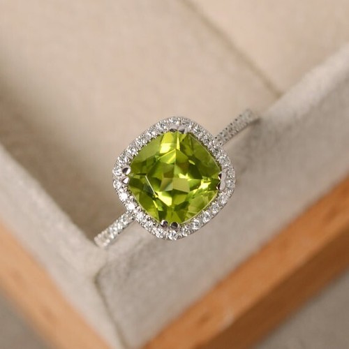 2.70 Ct Cushion Cut Natural Peridot Diamond Ring of Wife 14K White Gold size7 - Picture 2 of 5