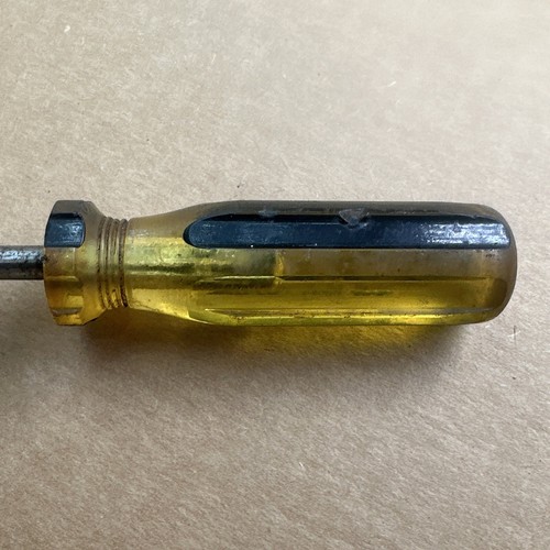 Millers Falls USA 5/16" Slotted Flathead Tip Screwdriver 951-06 Heavy Duty - Picture 7 of 11