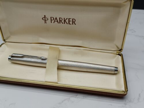 Nice PARKER FOUNTAIN PEN - Silver Plated - NIB 18K Gold - With Box AF07-1613 - Picture 3 of 24