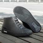 Foto 16 di 32