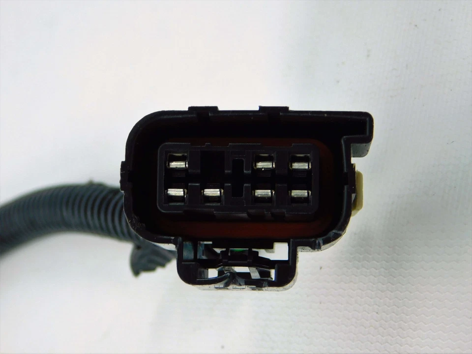 ✅ Arnés de cableado de luz trasera derecha Tahoe Yukon Suburban 2000-2006 OEM Foto 4 de 4